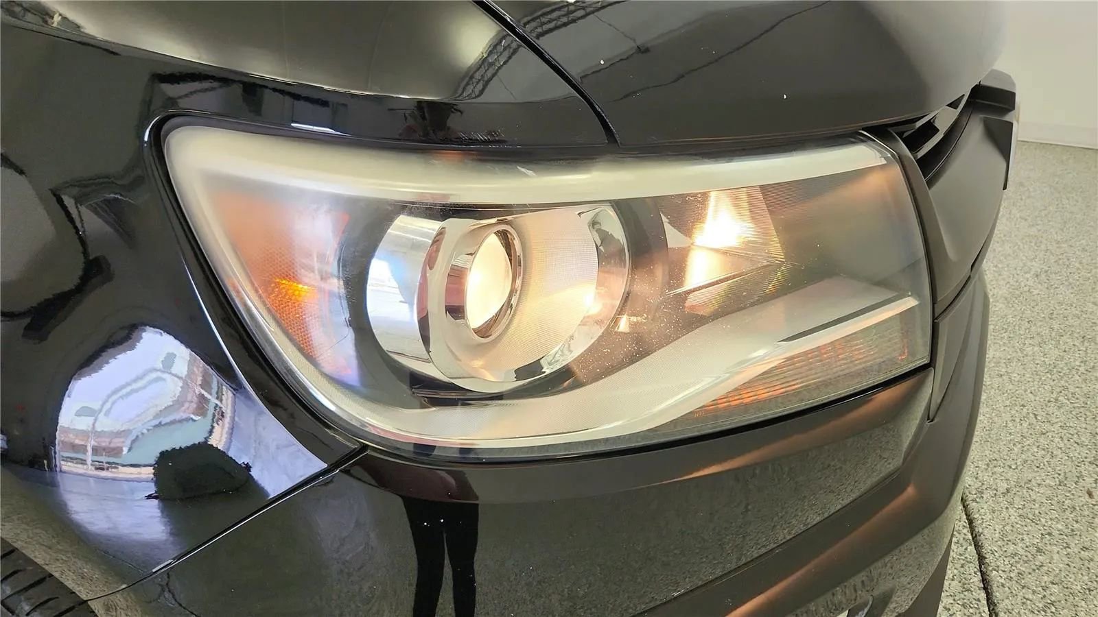 Used 2017 Chevrolet Colorado Z71 image 14