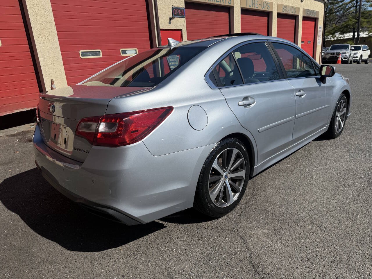 Used 2018 Subaru Legacy 2.5i Limited AWD/4WD image 6