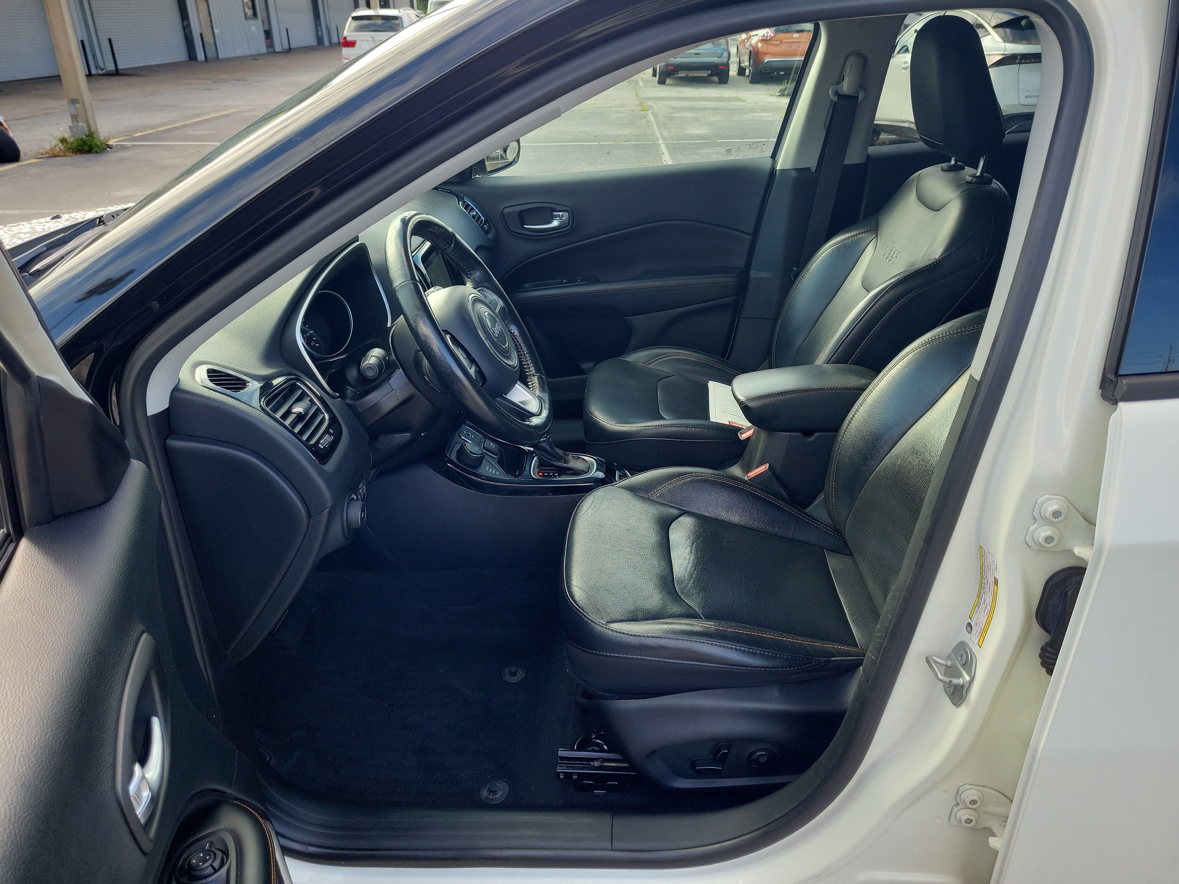 Used 2019 Jeep Compass Limited AWD/4WD image 12