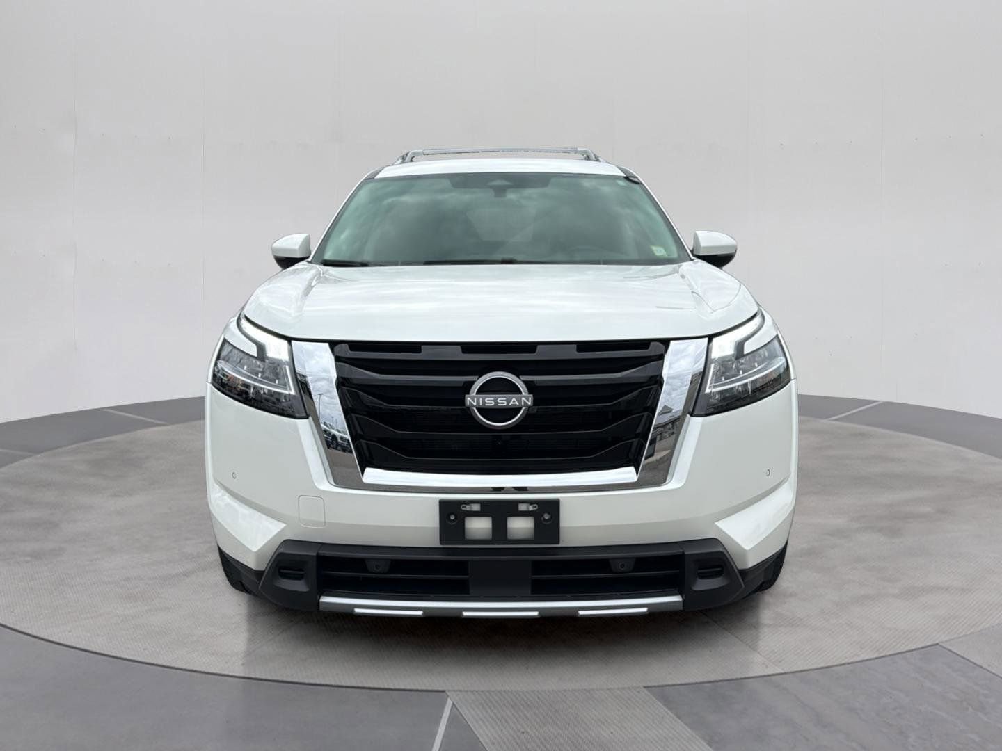 Used 2024 Nissan Pathfinder SL image 9