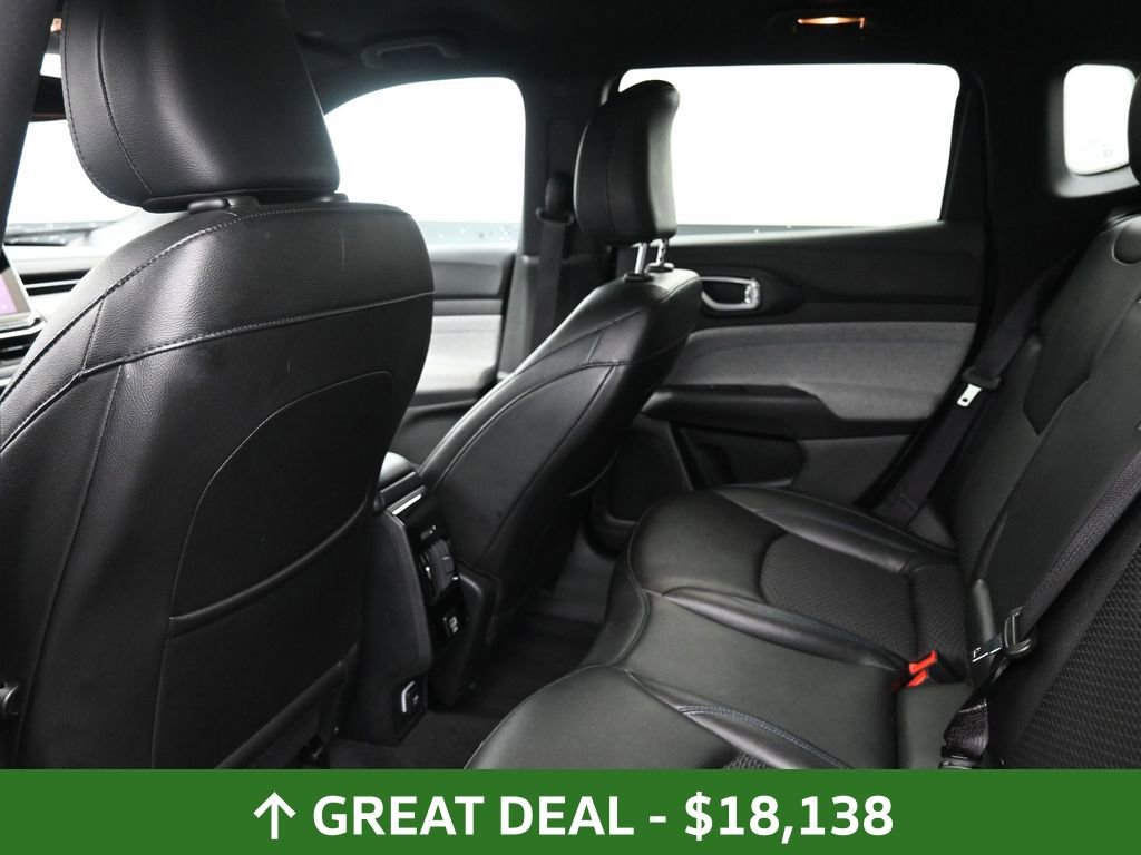 Used 2024 Jeep Compass Latitude image 45