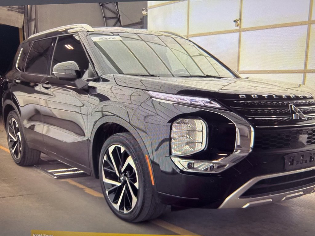 Used 2024 Mitsubishi Outlander SEL image 4