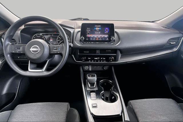 Certified 2023 Nissan Rogue SV FWD image 15