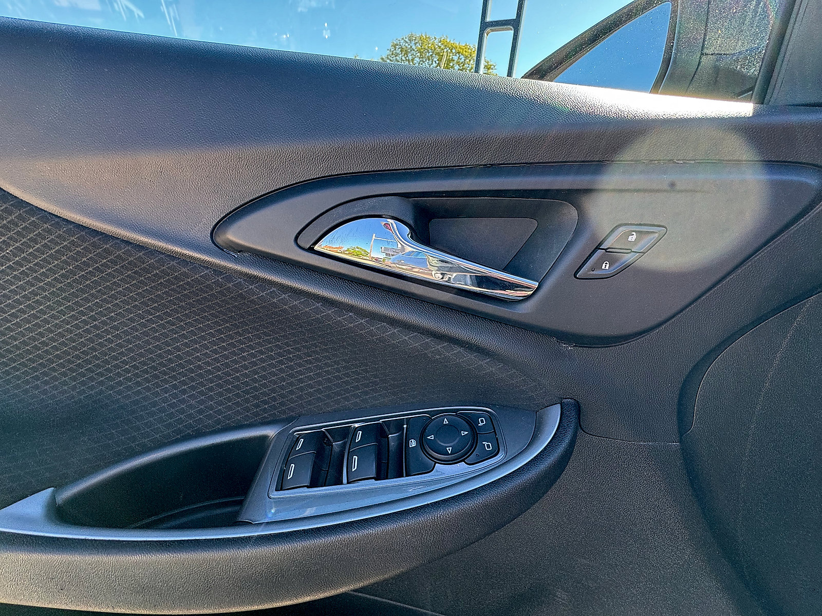 Used 2024 Chevrolet Malibu LS FWD image 16