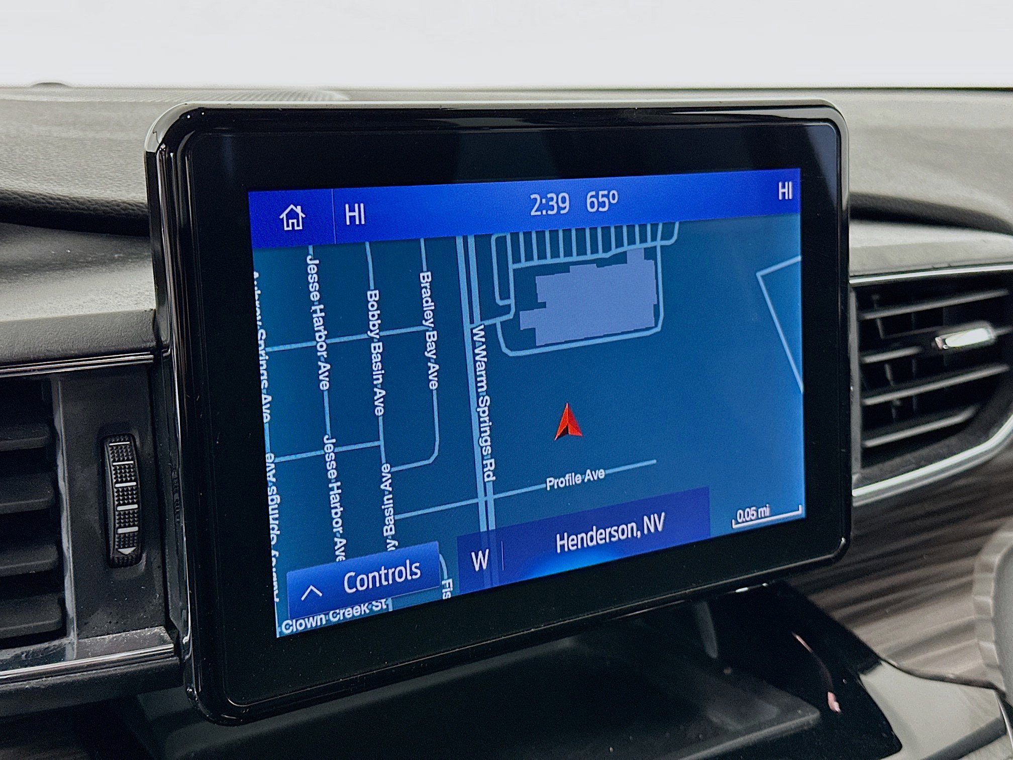 Used 2022 Ford Explorer Limited image 22