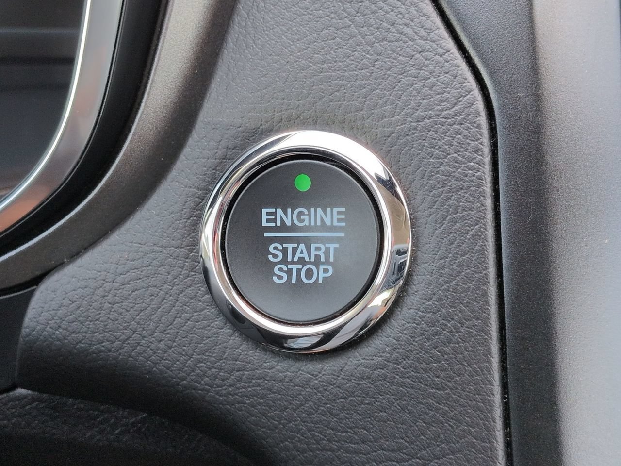 Used 2019 Ford Fusion SE w/ Equipment Group 151A FWD image 29