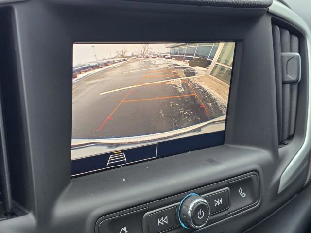 Used 2023 GMC Terrain SLE image 21