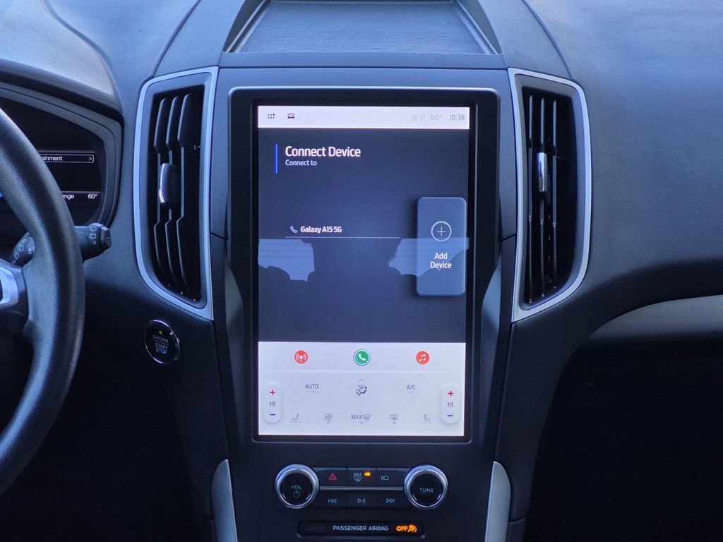 Used 2024 Ford Edge SEL image 9