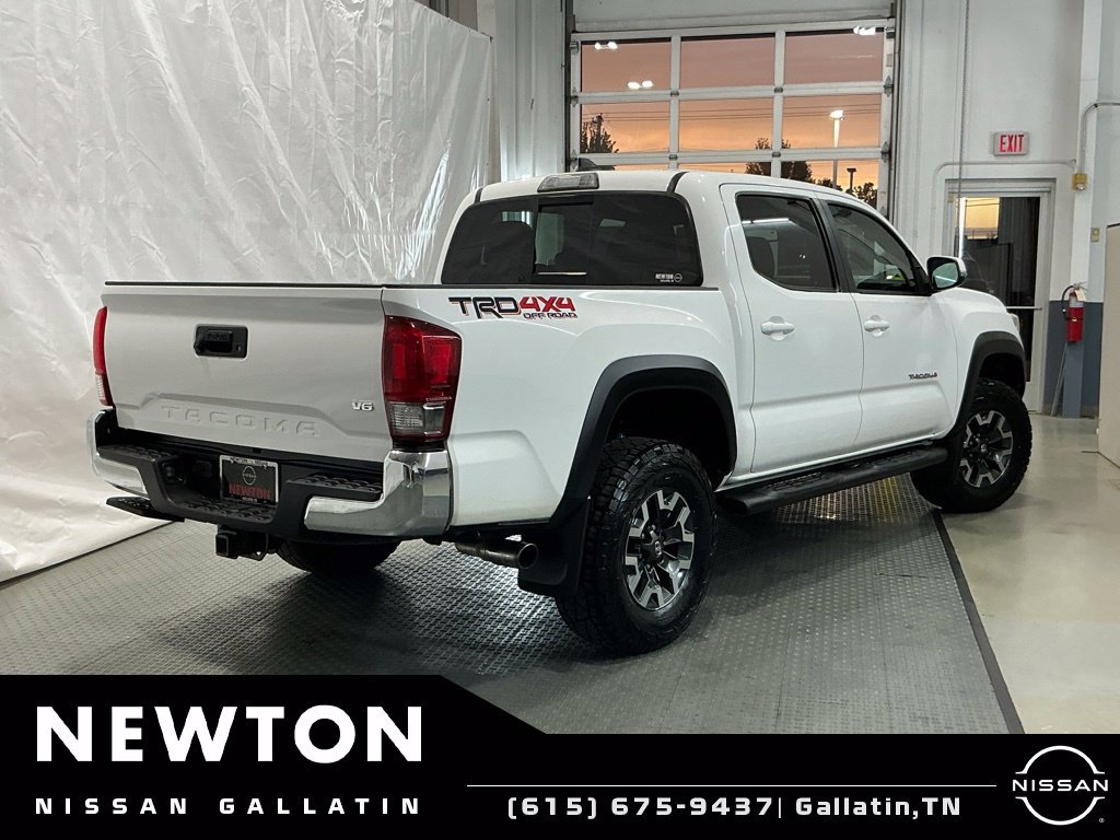 Used 2017 Toyota Tacoma TRD Off-Road w/ Tow Package (A/T) AWD/4WD image 27