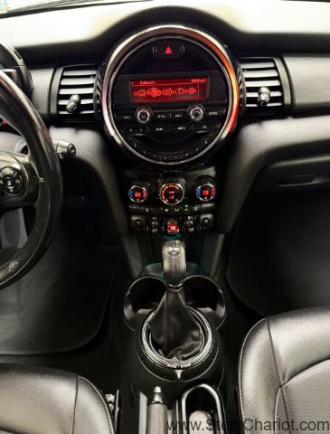 Used 2015 MINI Cooper 4-Door Hardtop FWD image 18