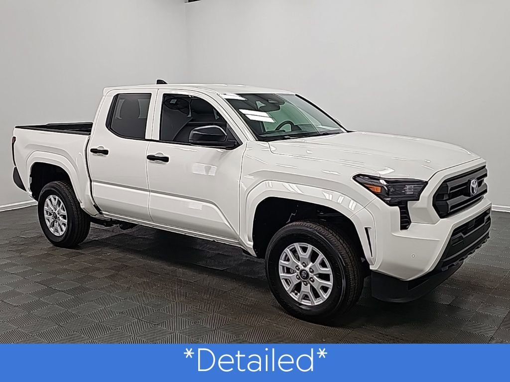 Used 2024 Toyota Tacoma SR image 3