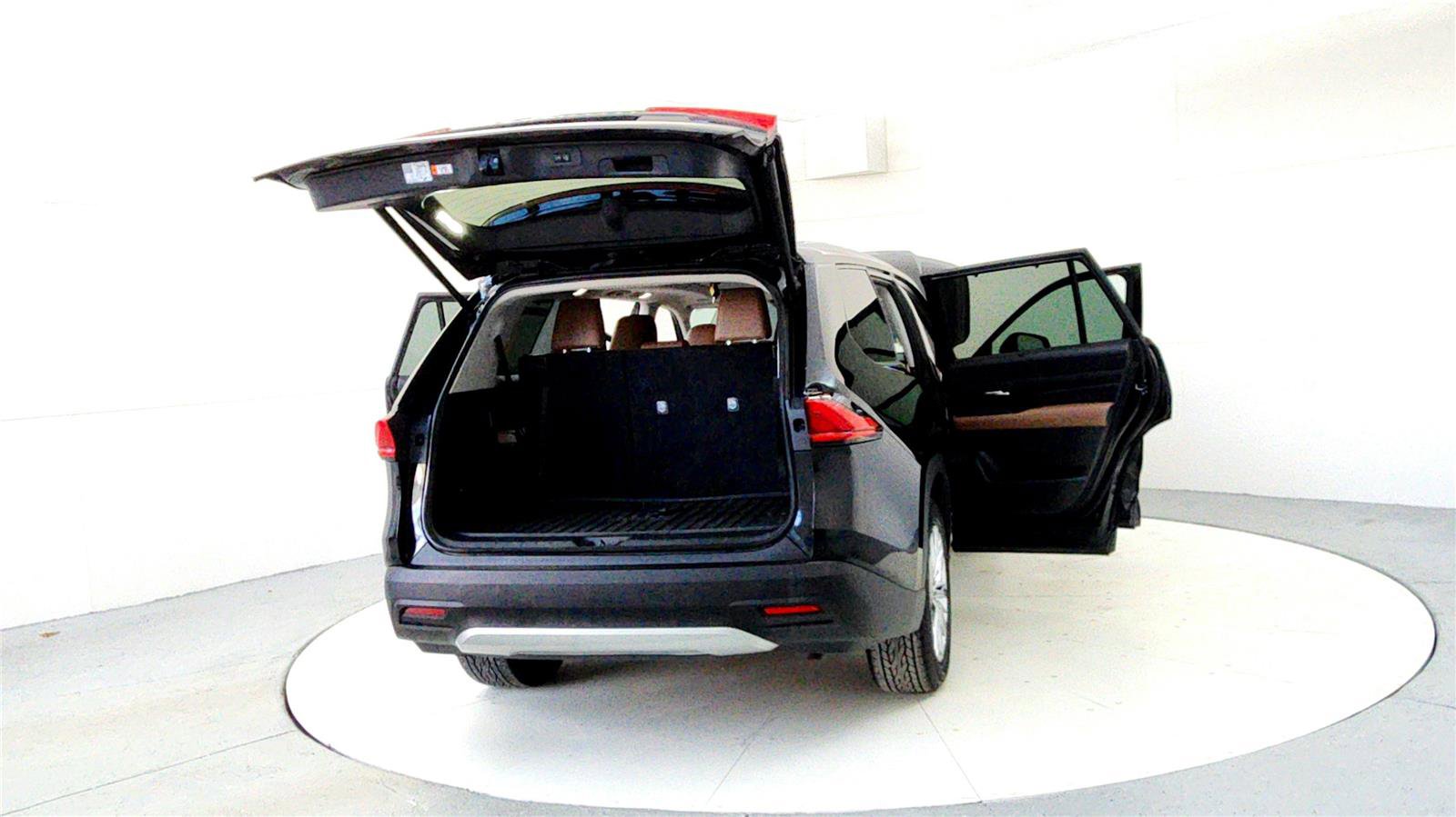 Used 2024 Toyota Grand Highlander Platinum image 9