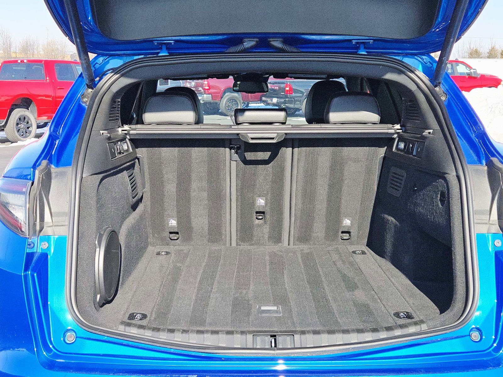 Used 2024 Alfa Romeo Stelvio Veloce image 15