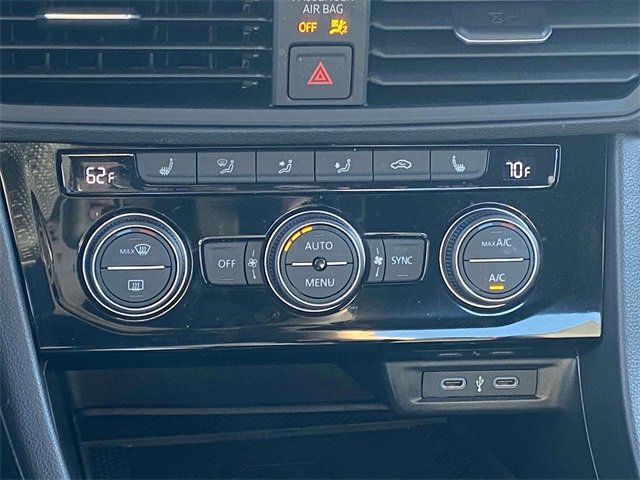 Used 2024 Volkswagen Jetta GLI 40th Anniversary Edition image 26