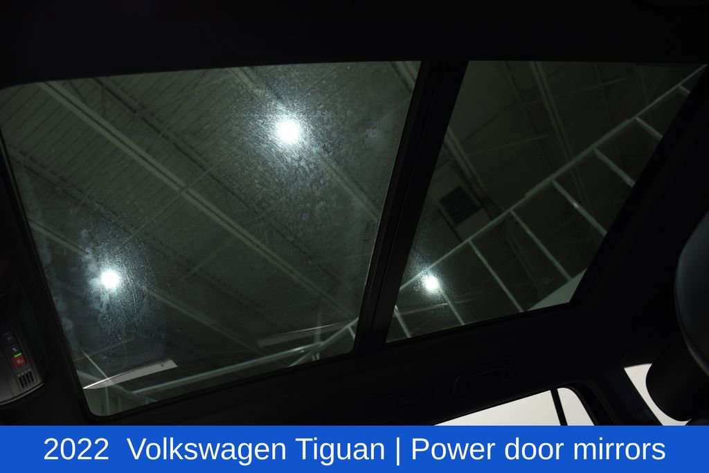 Used 2022 Volkswagen Tiguan SEL R-Line image 25