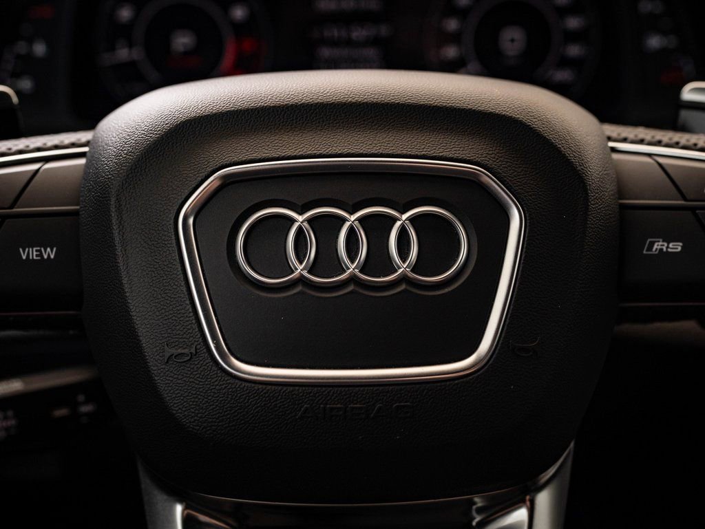 Certified 2024 Audi RS Q8 image 34