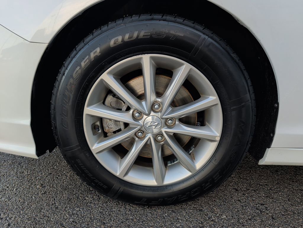 Used 2019 Hyundai Sonata ECO image 4