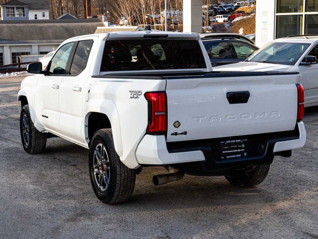 Used 2024 Toyota Tacoma TRD Sport image 6