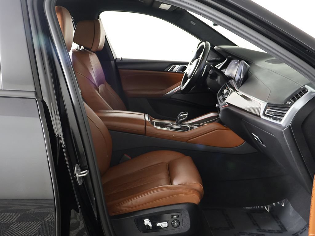 Used 2023 BMW X6 M50i w/ Executive Package AWD/4WD image 29