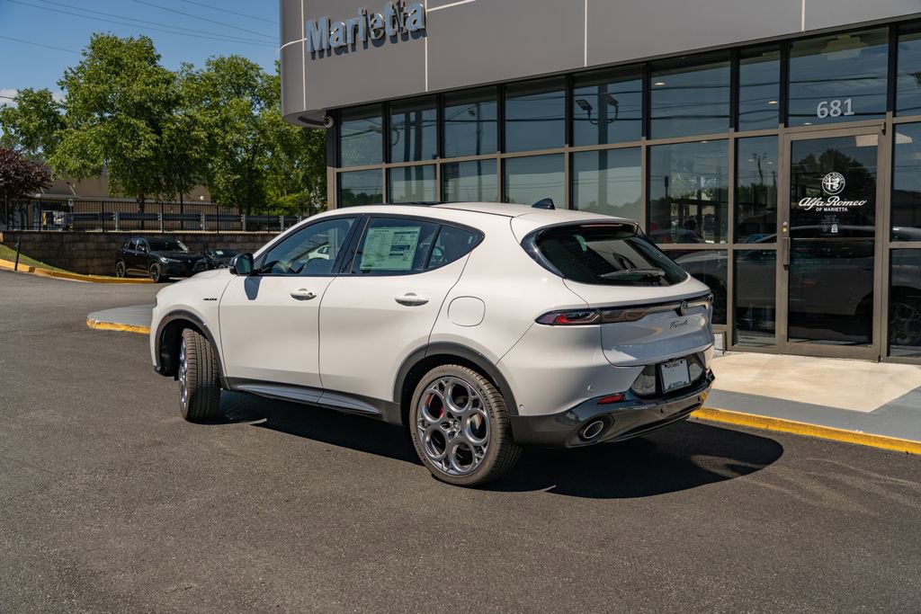 Used 2024 Alfa Romeo Tonale Veloce image 4