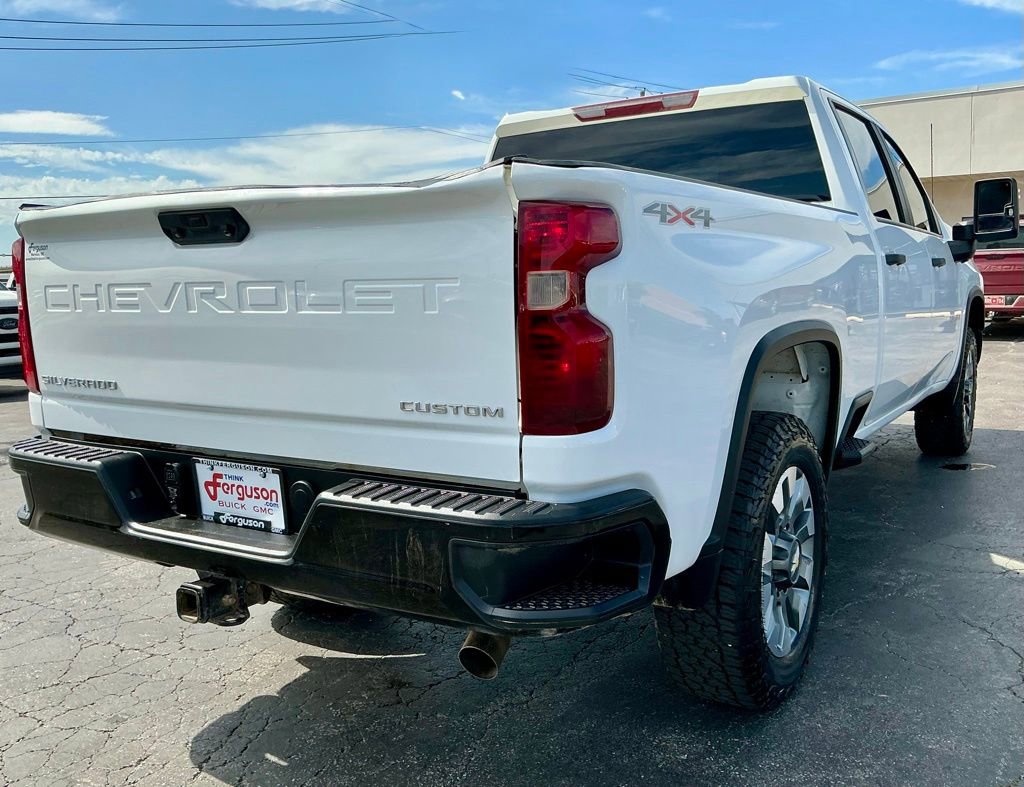 Used 2022 Chevrolet Silverado 2500 Custom w/ Custom Value Package AWD/4WD image 13
