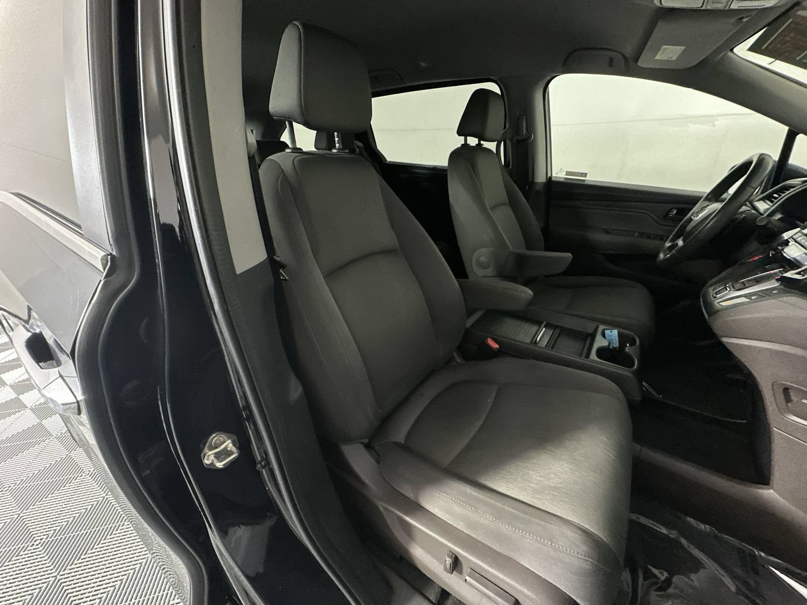 Used 2019 Honda Odyssey EX image 27