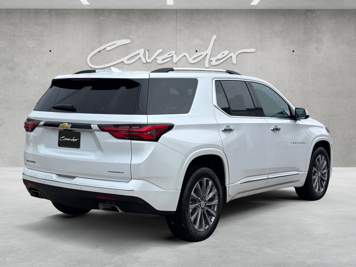 Used 2023 Chevrolet Traverse Premier image 16