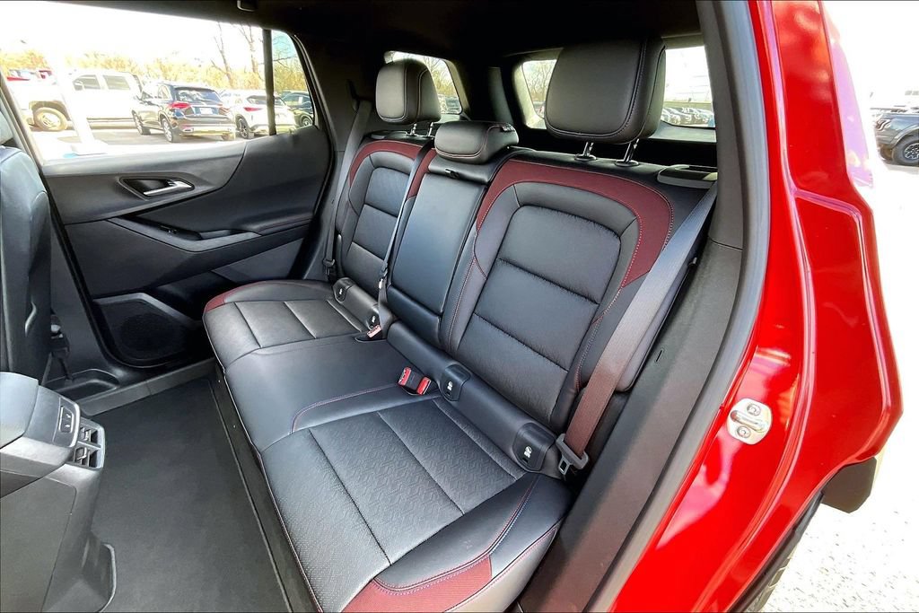 New 2026 Chevrolet Equinox RS w/ Convenience Package III FWD image 10