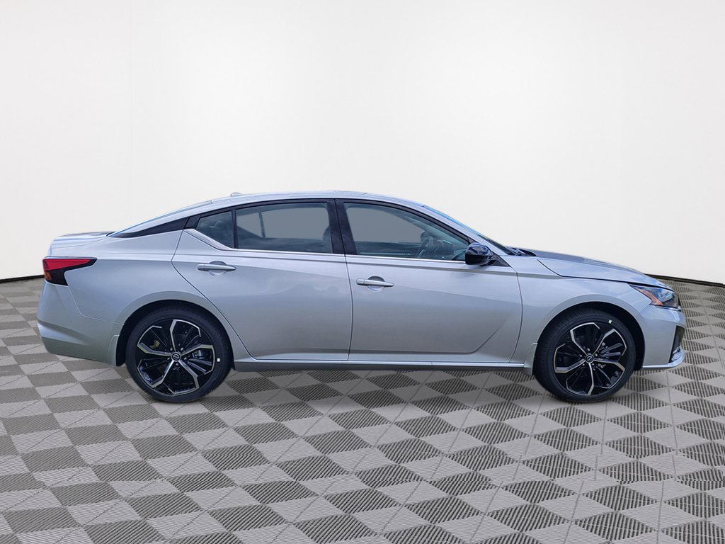 New 2025 Nissan Altima 2.5 SR w/ SR Premium Package image 2