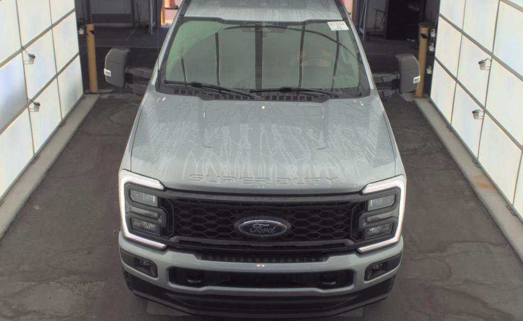 Used 2023 Ford F250 XL w/ STX Appearance Package AWD/4WD image 2