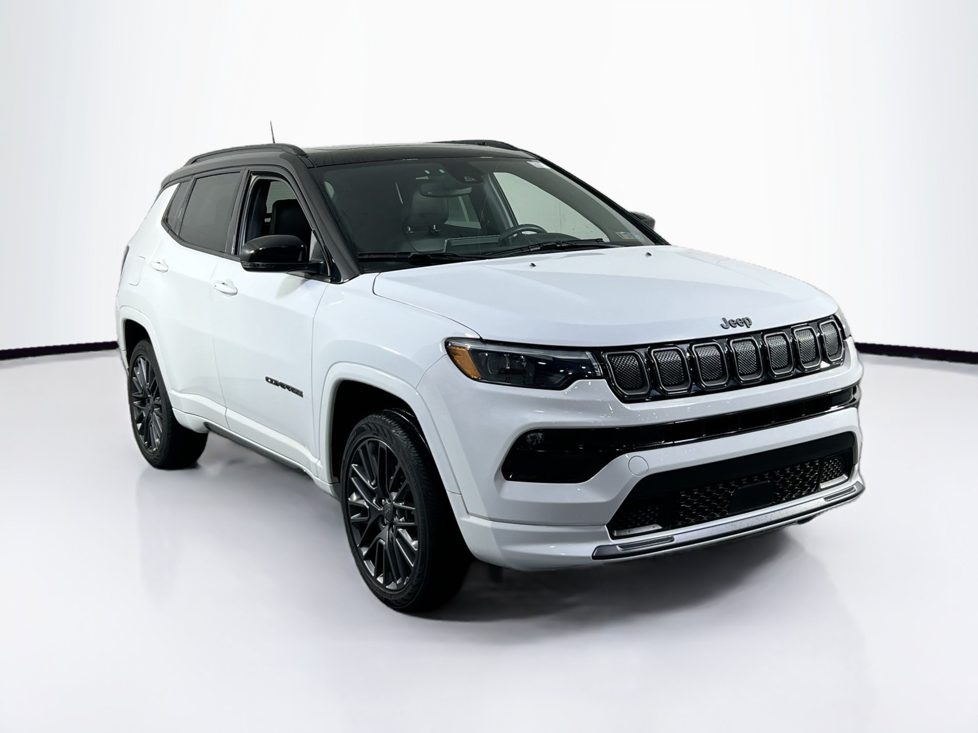 Used 2022 Jeep Compass High Altitude AWD/4WD image 3