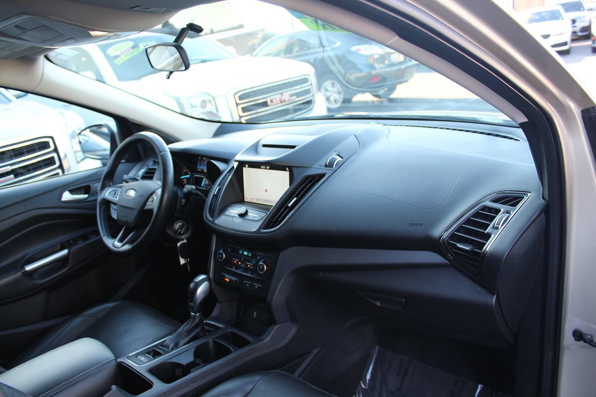 Used 2018 Ford Escape SEL FWD image 20