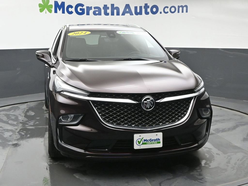 Used 2024 Buick Enclave Avenir w/ Trailering Package, 5000 lbs. AWD/4WD image 4