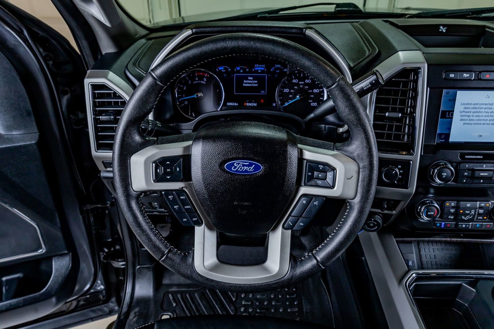 Used 2021 Ford F350 Lariat w/ Lariat Ultimate Package AWD/4WD image 19
