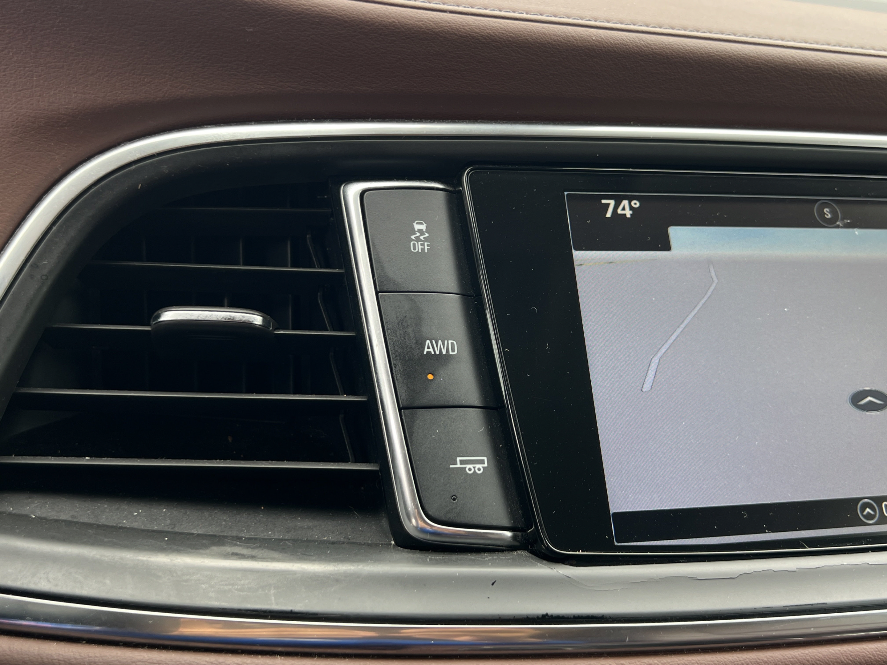 Used 2018 Buick Enclave Avenir w/ Avenir Technology Package AWD/4WD image 21