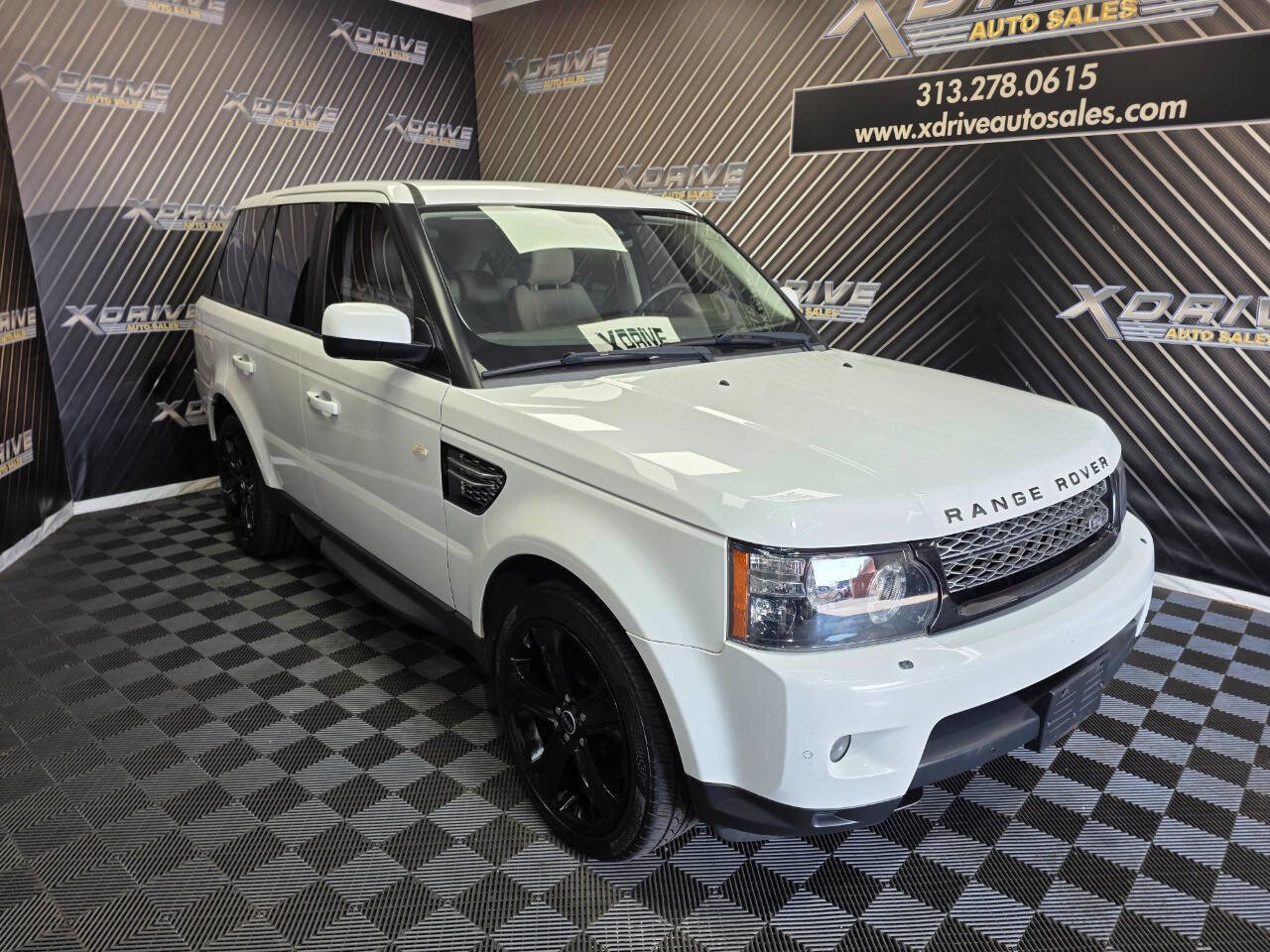 Used 2012 Land Rover Range Rover Sport HSE LUX image 8