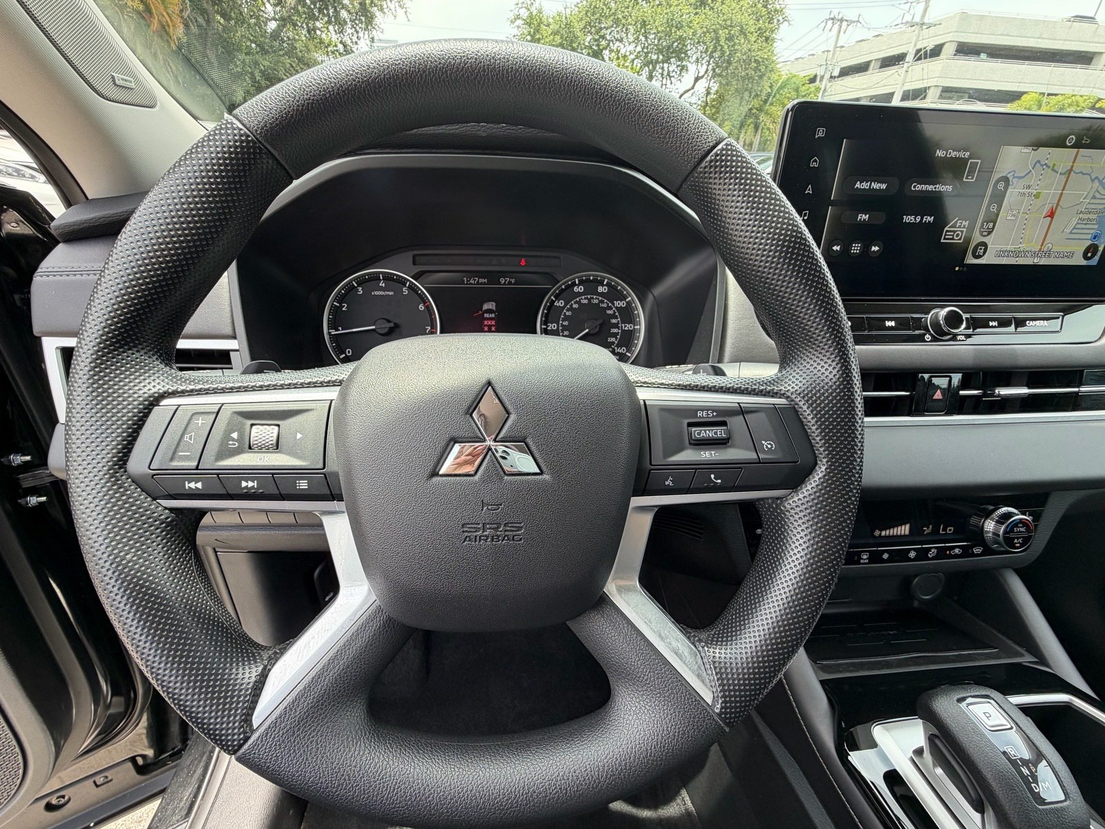 Used 2025 Mitsubishi Outlander ES AWD/4WD image 21