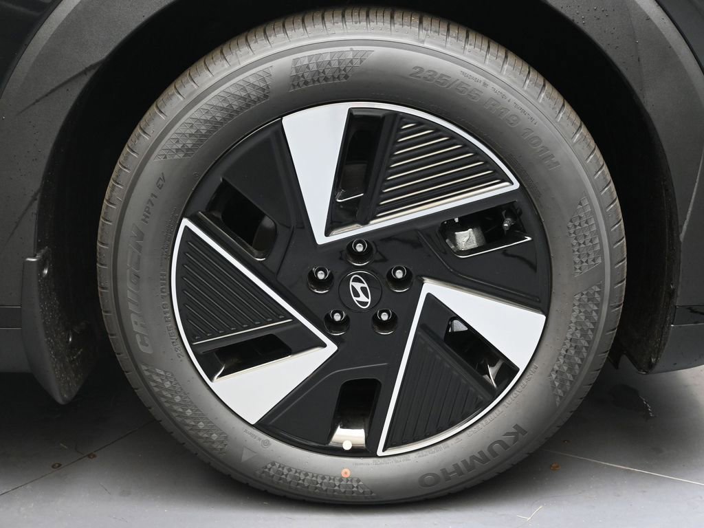 New 2025 Hyundai Ioniq 5 SEL image 10