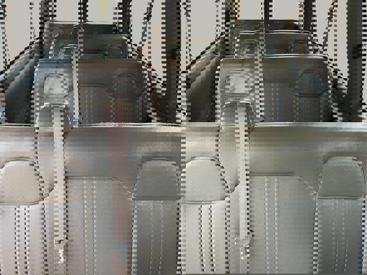 Used 2020 Chevrolet Express 3500 LS image 26