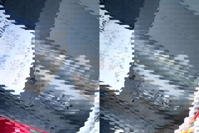 New 2025 Jeep Grand Cherokee L Laredo image 25