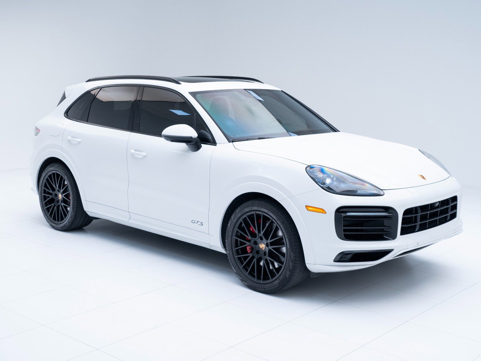 Certified 2021 Porsche Cayenne GTS image 7