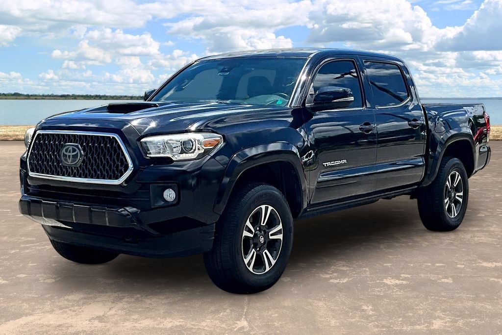 Used 2018 Toyota Tacoma TRD Sport w/ Technology Package AWD/4WD image 1