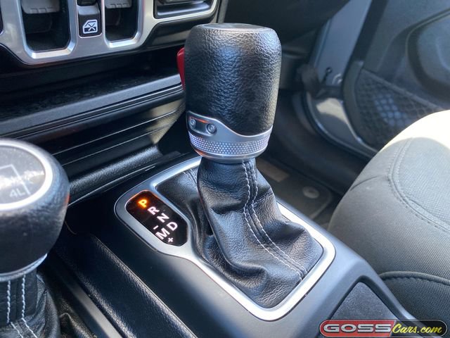 Used 2020 Jeep Wrangler Unlimited Sahara AWD/4WD image 11