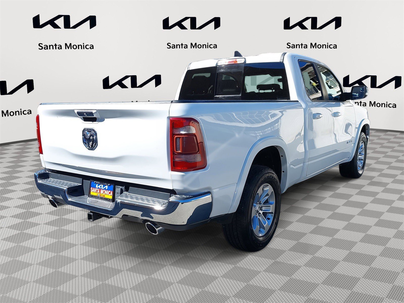 Used 2020 RAM 1500 Laramie image 5