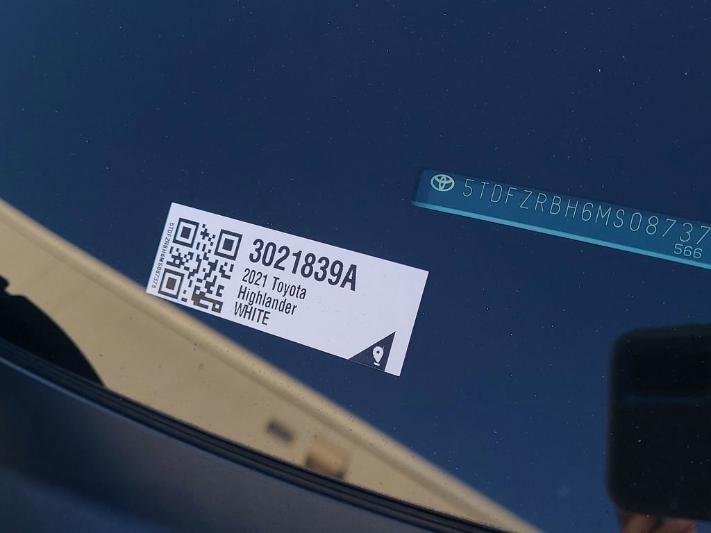 Used 2021 Toyota Highlander Platinum image 26