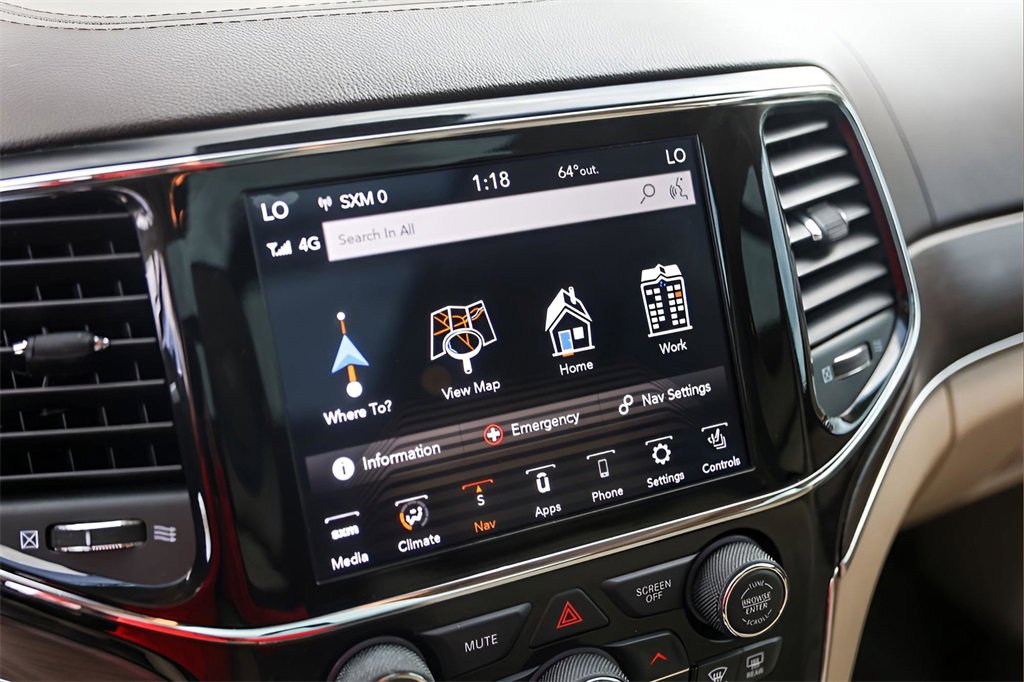 Used 2021 Jeep Grand Cherokee Summit image 16