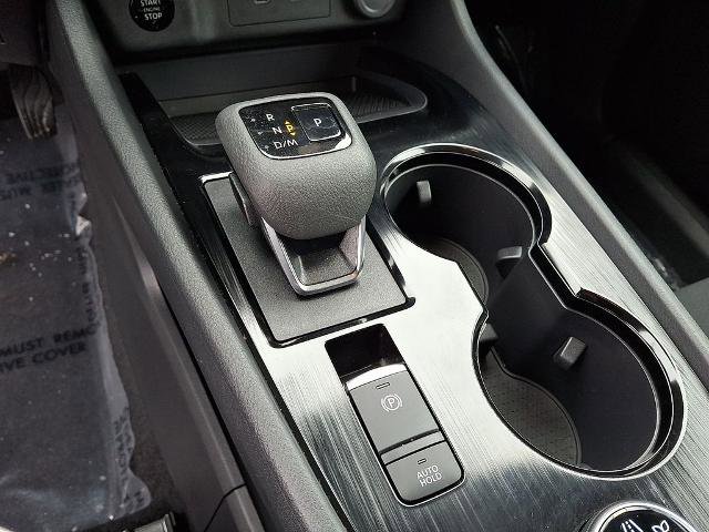 Certified 2025 Nissan Rogue S image 16