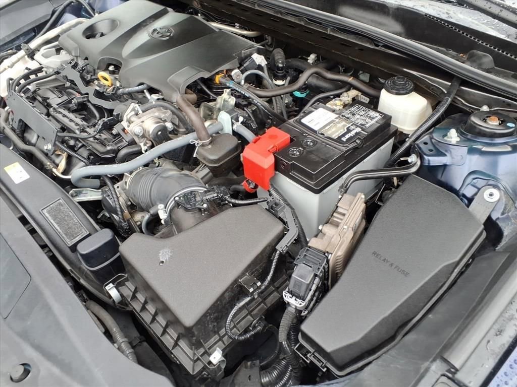 Used 2021 Toyota Camry XSE image 27