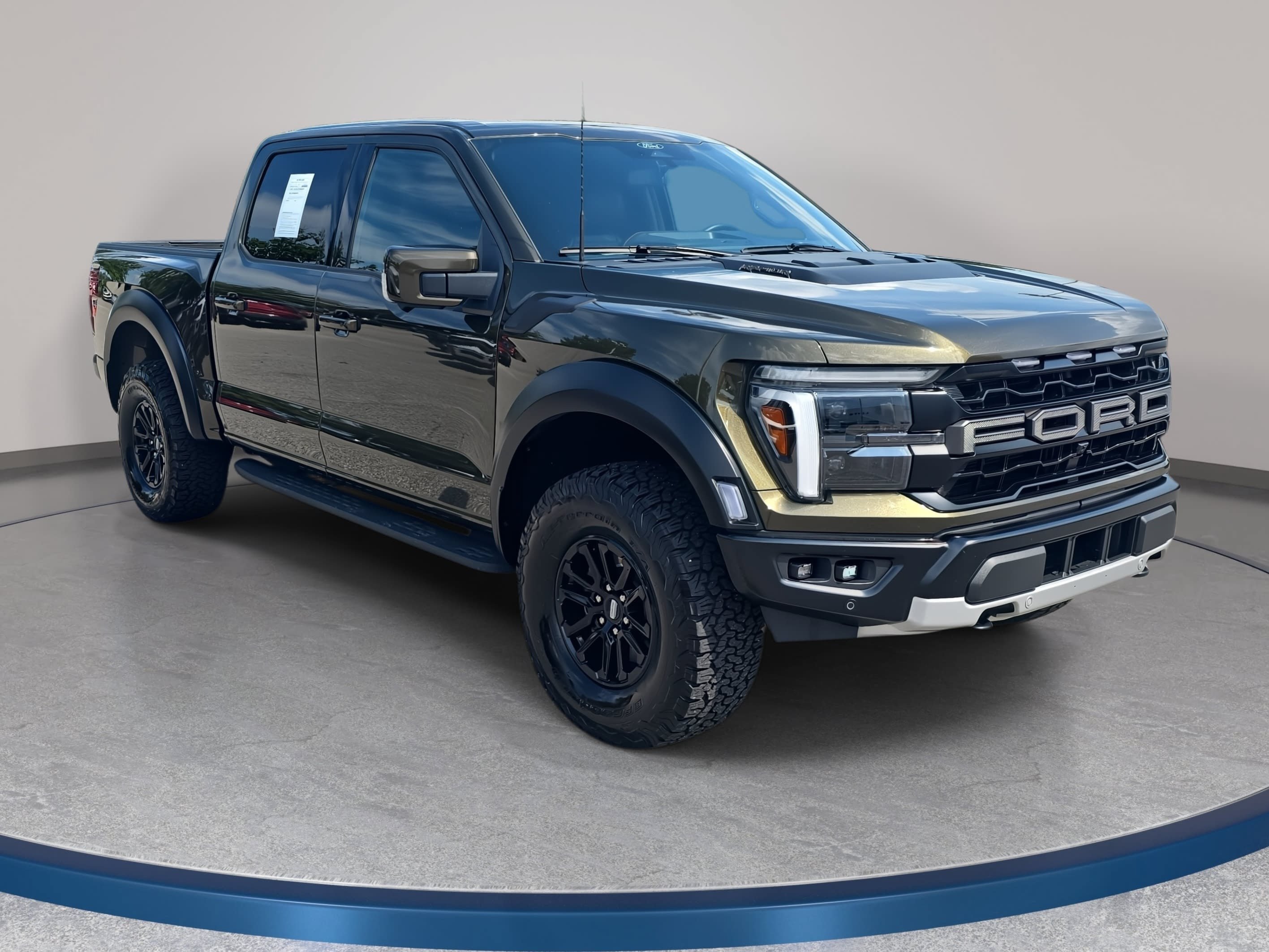 Used 2025 Ford F150 Raptor AWD/4WD image 3
