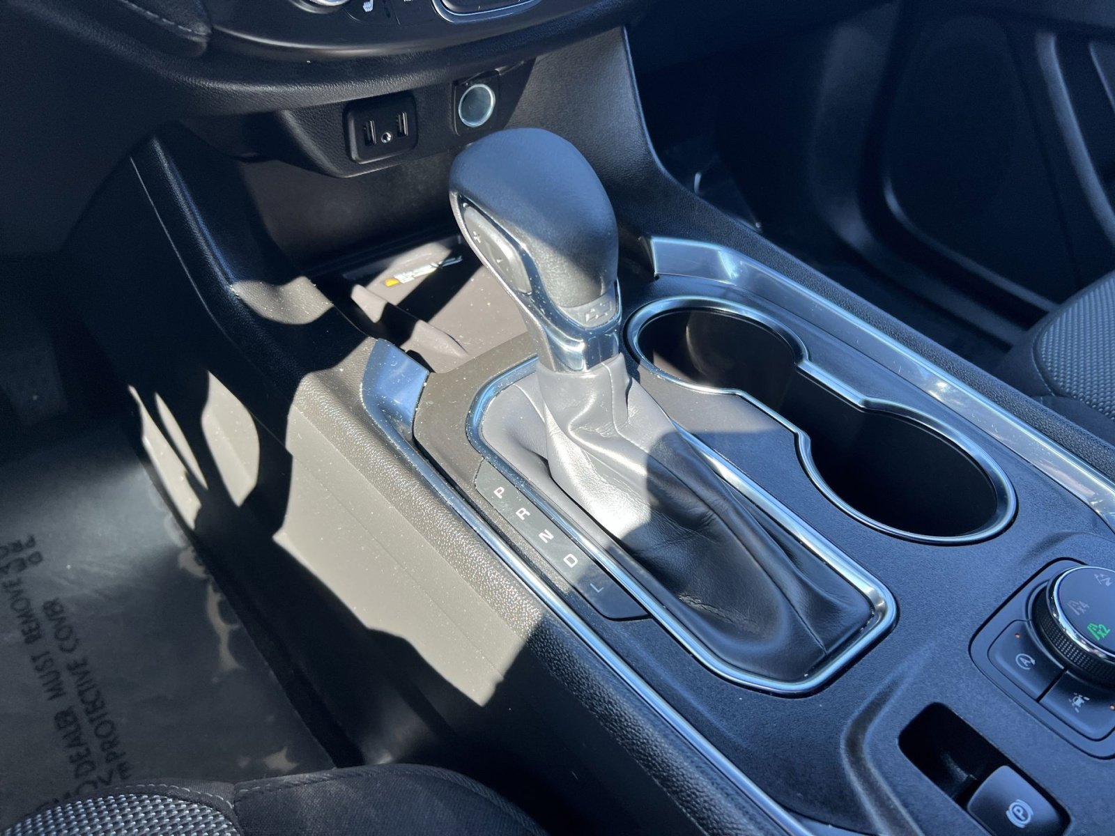 Used 2023 Chevrolet Traverse LT image 21